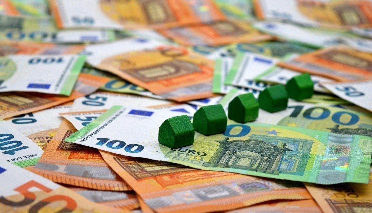 Finanzierung & Förderung in Bremerhaven: KfW-Förderung, Wohnbauförderung im Bundesland, Zinsentwicklung und Bankenvergleich. Alles Wichtige zur Immobilienfinanzierung im Überblick.